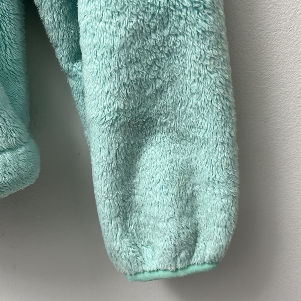 The North Face Fleece Jacket - Picture 9 of 10